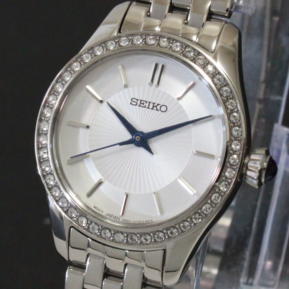 Ladies Seiko Essentials Crystal Studded Bezel Textured Dial 26mm - Picture 10 of 13
